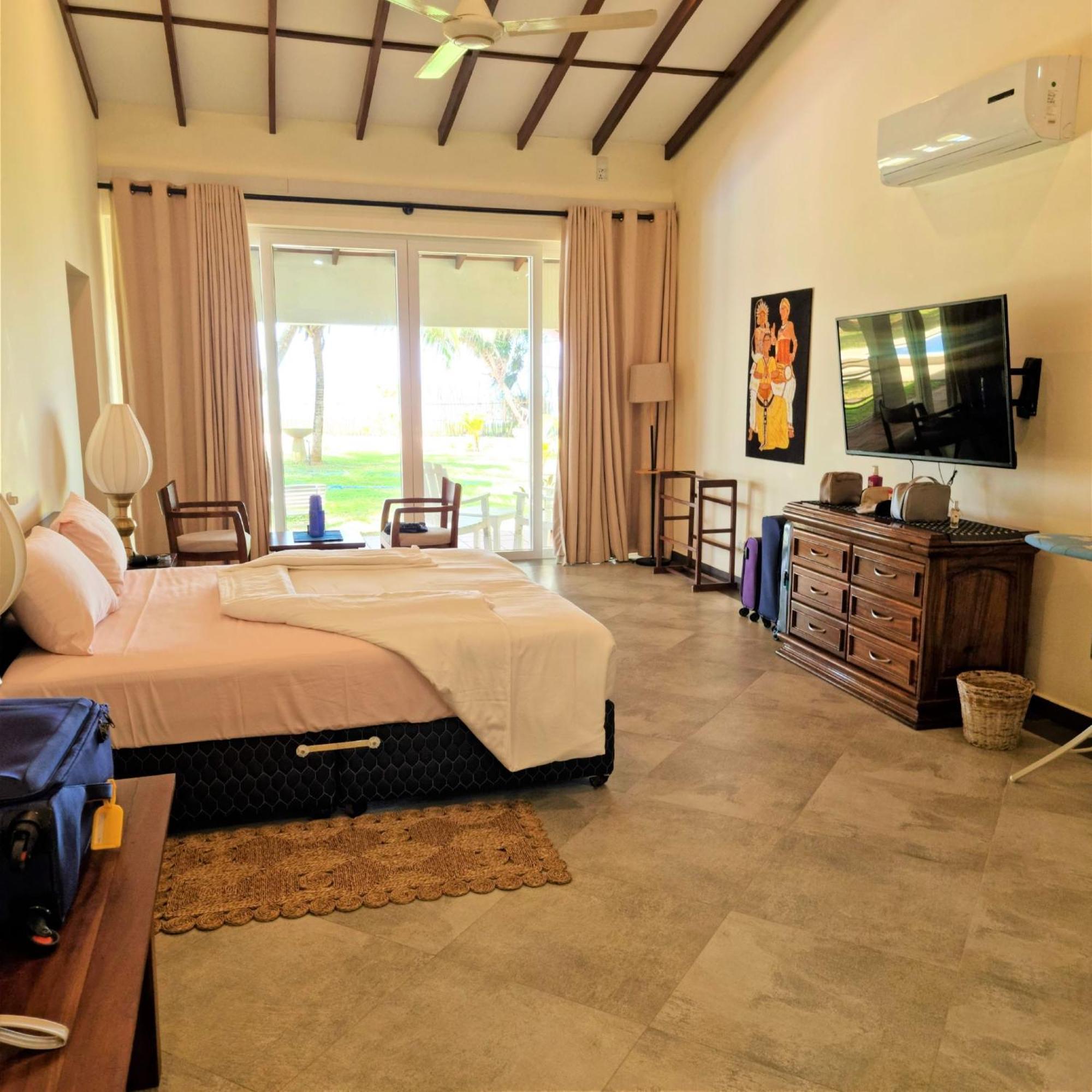 Arhimser Villa-Superb 4 Bedroom Beachfront For 8 In Ranna, Tangalle, Bb, Pool, Free Pick Up For 7 Night Stays Arriving Together, Serviced, Taxes Included Exteriör bild